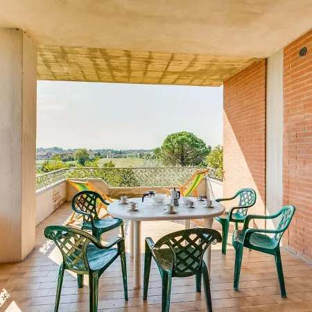 Belvilla By Oyo Elegant With Pool Apartment